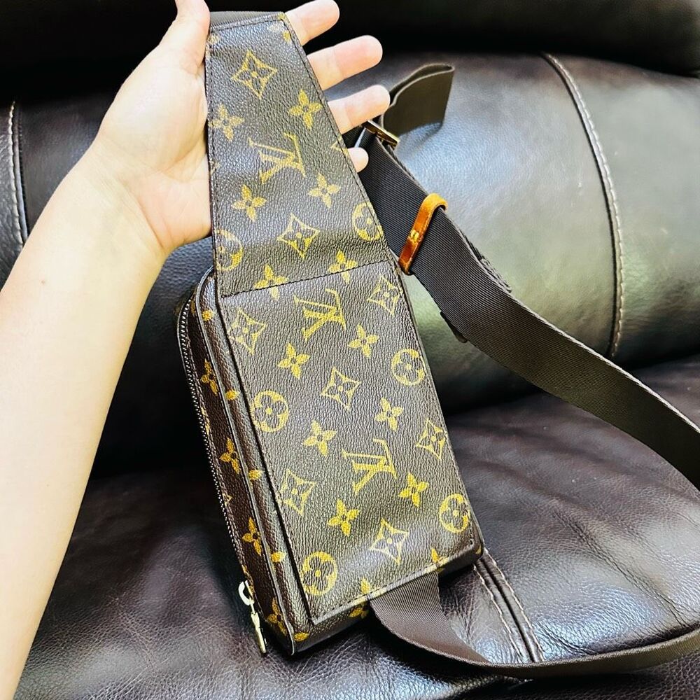 Louis Vuitton Geronimos Belt Bag Monogram - Picture 7 of 16